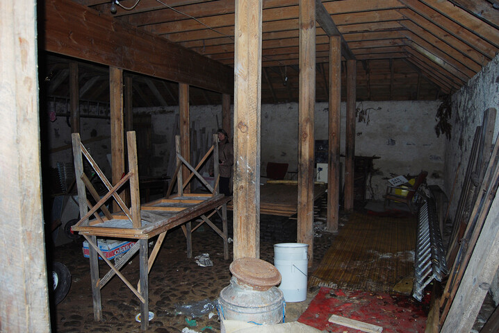 Eskadale Church Stables interior NE corner.jpg