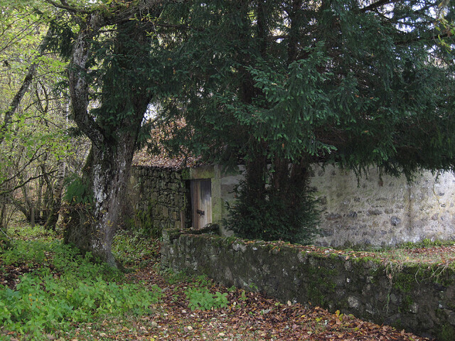 Eskadale Church Stables view from church.jpg