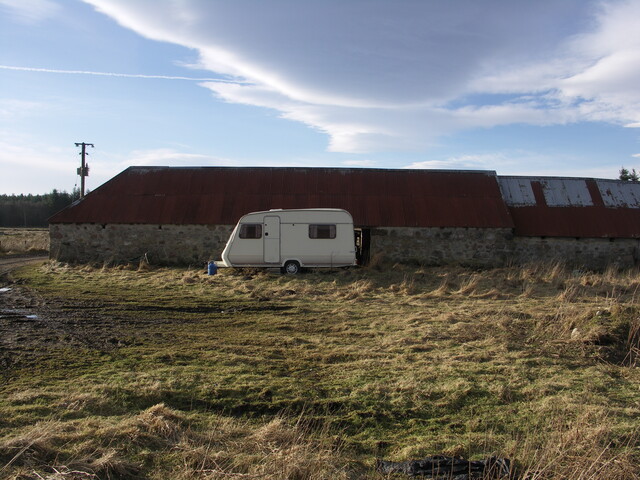 Tomnagaun Steading - north-east elevation (south end).JPG