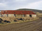 Tomnagaun Steading - south-west elevation (south end).JPG