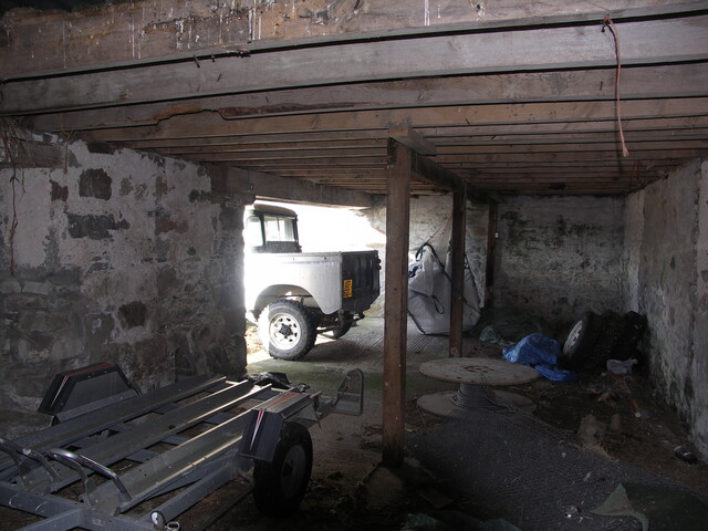 Tomnagaun Steading 01.JPG