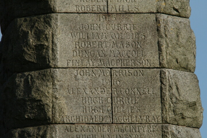JMBriscoeEOS400DIMG001273-09_03_2010-14_42_26 Lochaline War Memorial_1.JPG