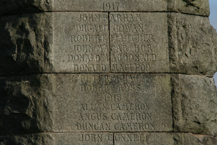 JMBriscoeEOS400DIMG001282-09_03_2010-14_42_49 Lochaline War Memorial_1.JPG