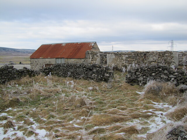 028 Enclosure Barn and Croft House Looking North West.JPG