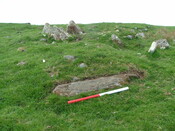 DSCF0751 Druim Mor Chambered Cairn from South East.JPG