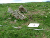 DSCF0757 Druim Mor Chambered Cairn Looking North.JPG