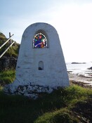 126700 804939 dedication memorial, Sanday (aug 07).JPG