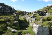 dun beag - entrance.JPG