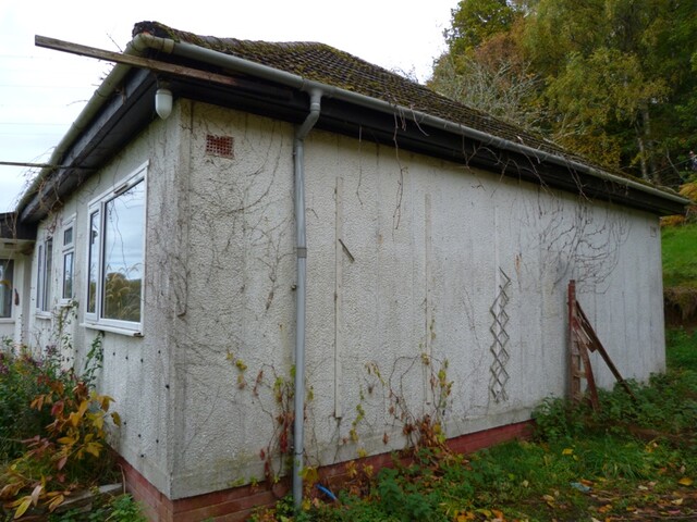 Photo 10 - South west of building.JPG