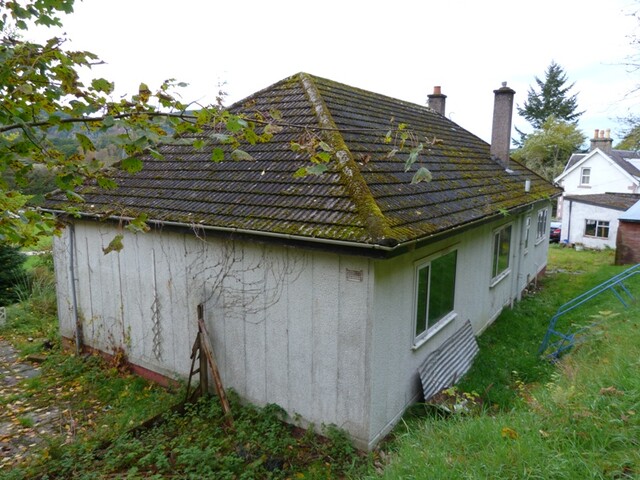 Photo 8 - South east of building.JPG