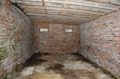 SHG25063_34.jpg