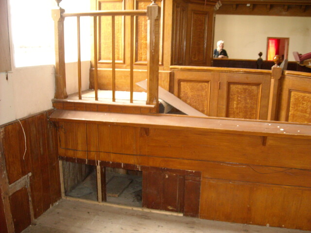 Photo 25 GF Internal Pulpit ( Jan 2010 ).jpg