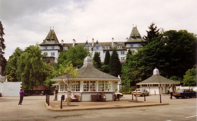 MHG22712_1.JPG