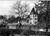MHG22712_2.JPG