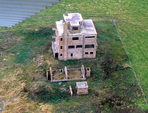 MHg25866 Fearn control tower.JPG