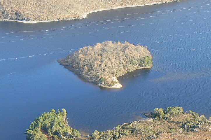 MHG7938 Isle Maree.JPG