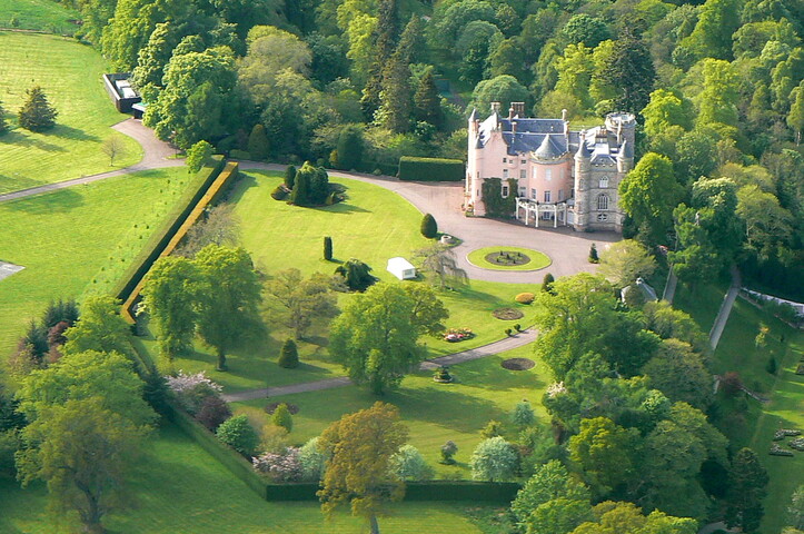 MHG8726 Balnagown Castle.JPG