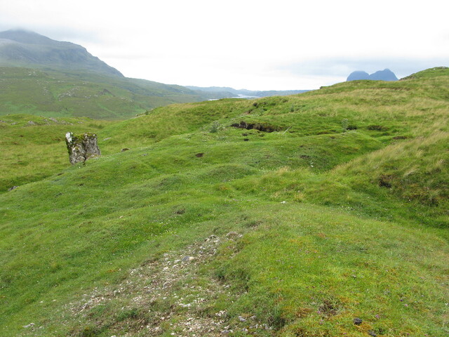 93 Cul Mor, Suilven and stone.jpg