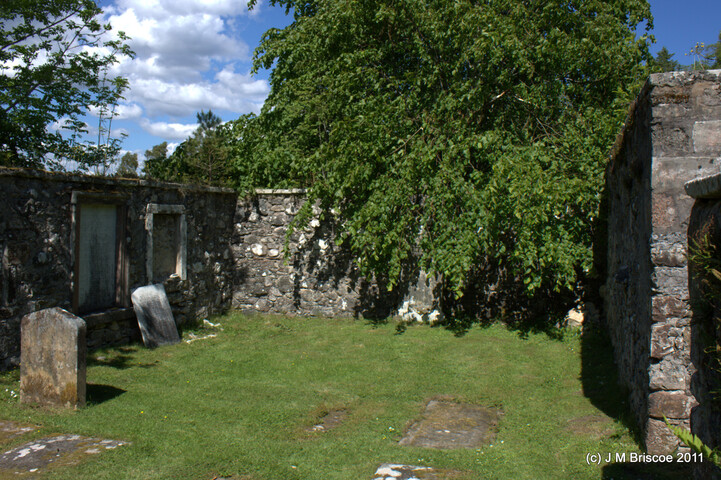 Old Boleskine Parish Church Burial Ground_5796993581_o.jpg