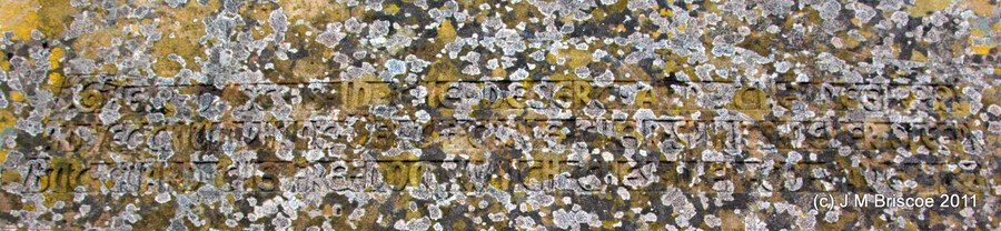Alness War Memorial_5867246689_o.jpg