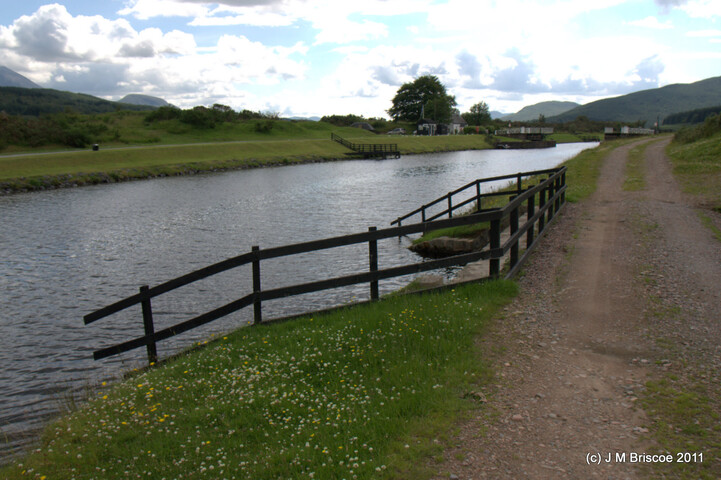 Caledonian Canal - Moy Aqueduct_5921175737_o.jpg