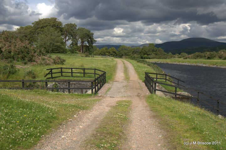 Caledonian Canal - Moy Aqueduct_5921742490_o.jpg