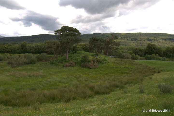 Carn Phail Burial Ground_5919353217_o.jpg