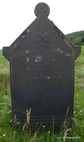 Carn Phail Burial Ground_5919358749_o.jpg