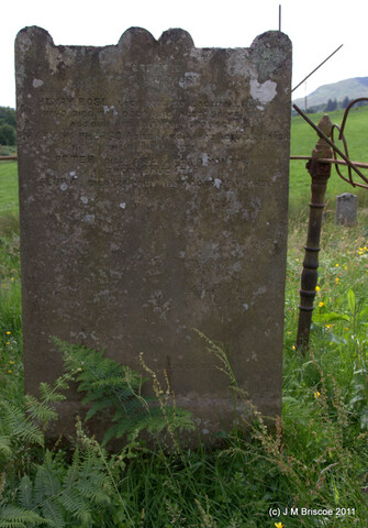 Carn Phail Burial Ground_5919361851_o.jpg