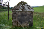 Carn Phail Burial Ground_5919922098_o.jpg