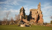 mhg7045 Inshoch castle.jpg