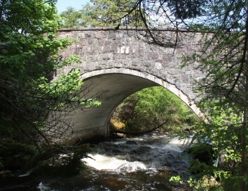 CT-GA 5   Little Gruinard River bridge.jpg