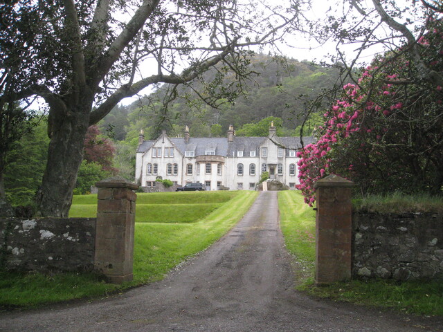 MHG16520 Flowerdale house (2).JPG