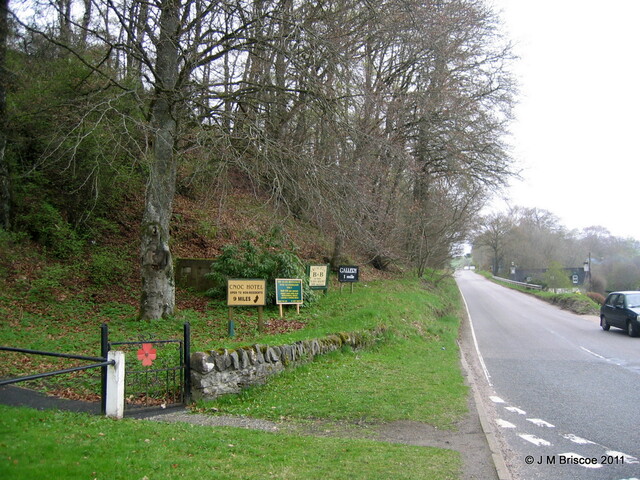 NORCON circular pillbox at junction A831 and A862, Beauly_6066343923_o.jpg