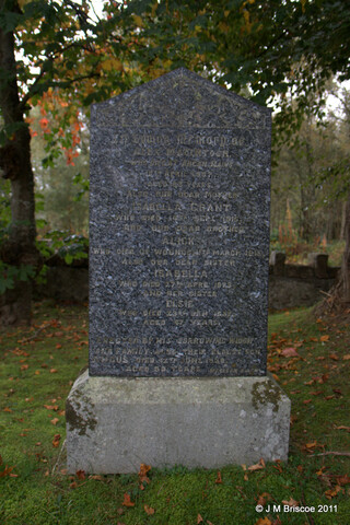 Urray (West) Parish Church, Burial Ground_6203979817_o.jpg