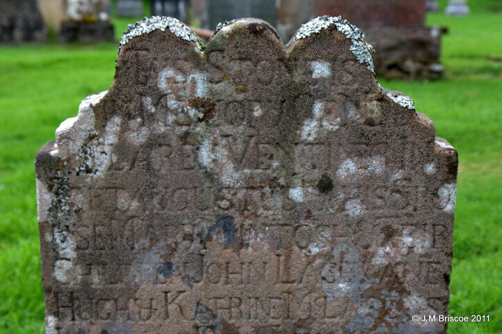 Cille-Chuimein  Kilchuimen Cemetery_6120360873_o.jpg