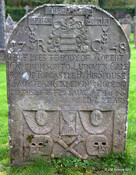 Cille-Chuimein  Kilchuimen Cemetery_6120367623_o.jpg