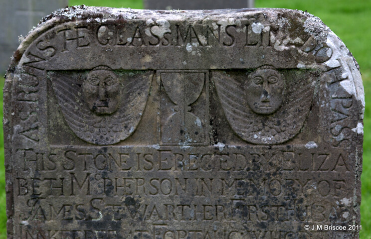 Cille-Chuimein  Kilchuimen Cemetery_6120896682_o.jpg