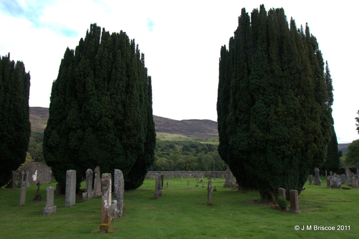 Cille-Chuimein  Kilchuimen Cemetery_6120930004_o.jpg