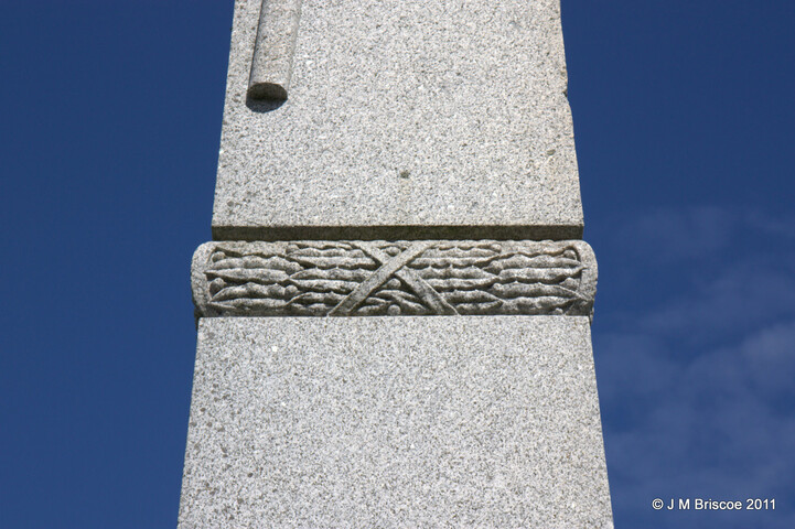 Tarbat Parish War Memorial, Portmahomack_6058224551_o.jpg