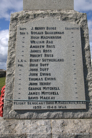 Tarbat Parish War Memorial, Portmahomack_6058773456_o.jpg