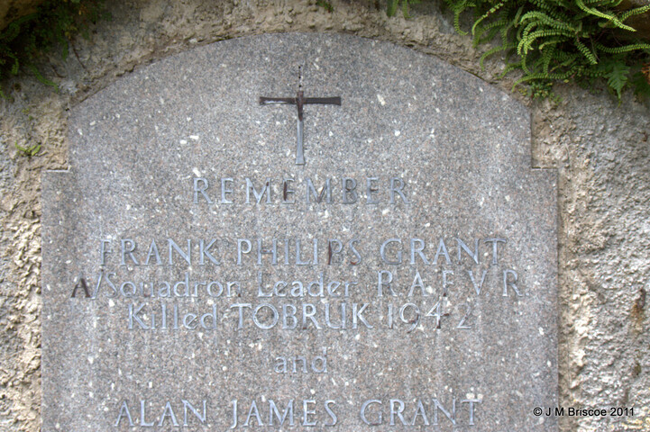Clachan an Inbhir Burial Ground, Invermoriston_6117405251_o.jpg