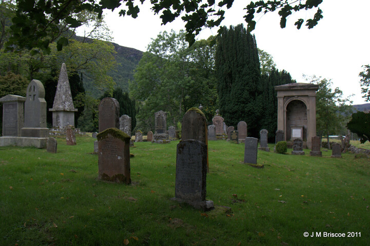 Clachan an Inbhir Burial Ground, Invermoriston_6117433961_o.jpg