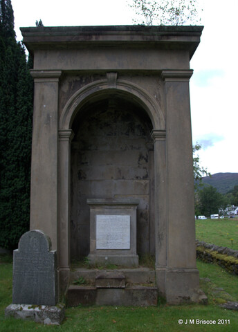 Clachan an Inbhir Burial Ground, Invermoriston_6117944500_o.jpg