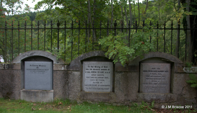 Clachan an Inbhir Burial Ground, Invermoriston_6117961156_o.jpg