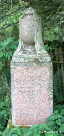 Contin Church Of Scotland Parish Church, Burial Ground_6203474872_o.jpg