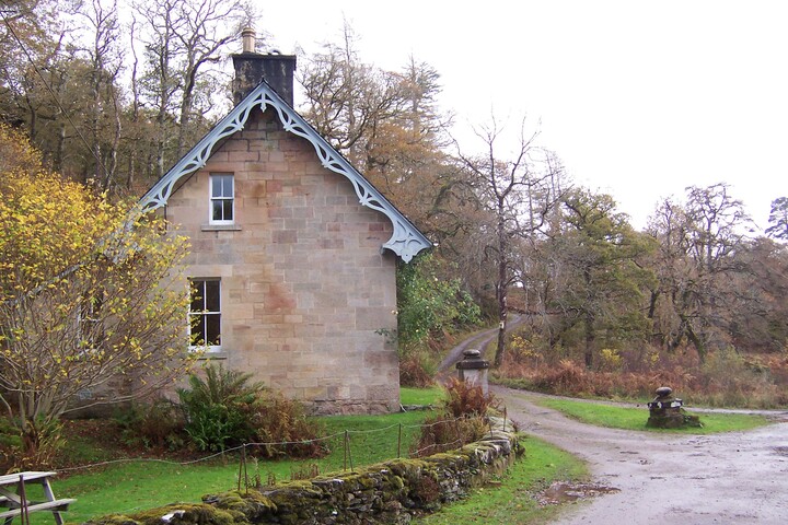 05 West Elevation.JPG