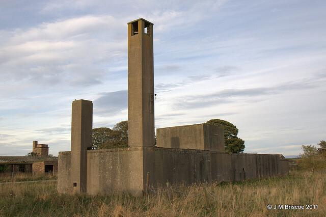 Gas Decomtamination Building, Loans of Tullich Accommodation Camp associated with_6244837810_m.jpg