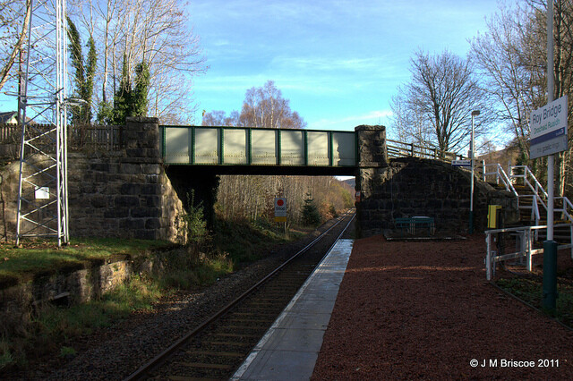 Roy Bridge Railway Station_6322781119_m.jpg