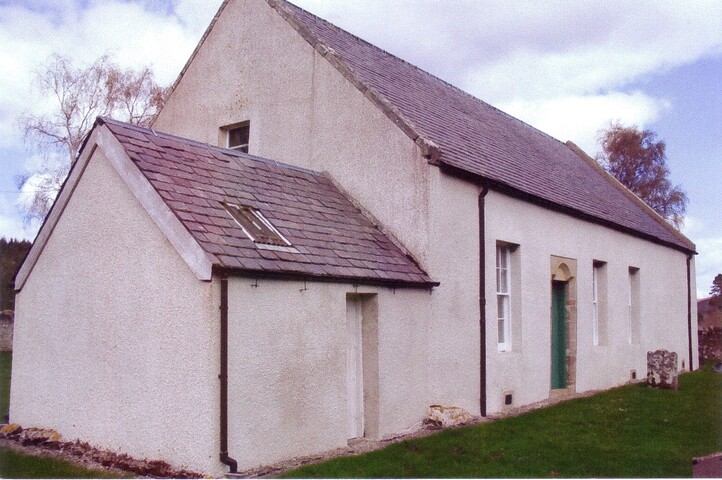 mhg2842 Dalarossie church  with watchhouse.JPG
